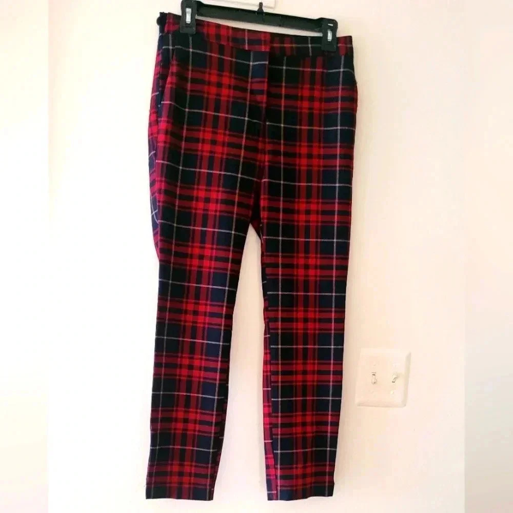 Zara Basic, red with black square pant, Medium,  in excellent condition - Picture 3 of 9